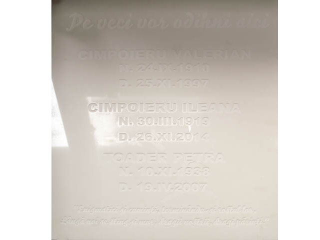 Gravura laser marmura